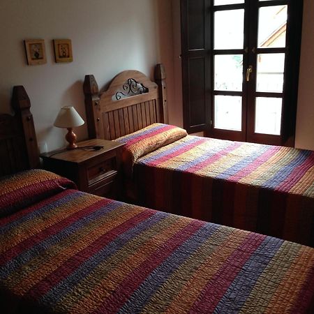 Apartaments Pirinenc Эстерри-д'Анеу Экстерьер фото